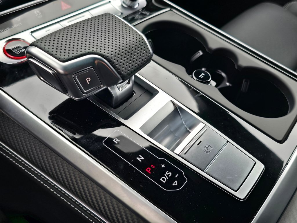 New 2026 Audi SQ8 Prestige AWD/4WD image 16