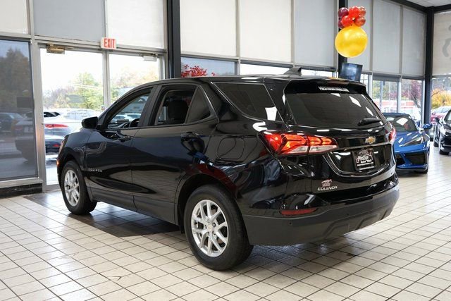 Used 2023 Chevrolet Equinox LS w/ Driver Confidence II Package image 5
