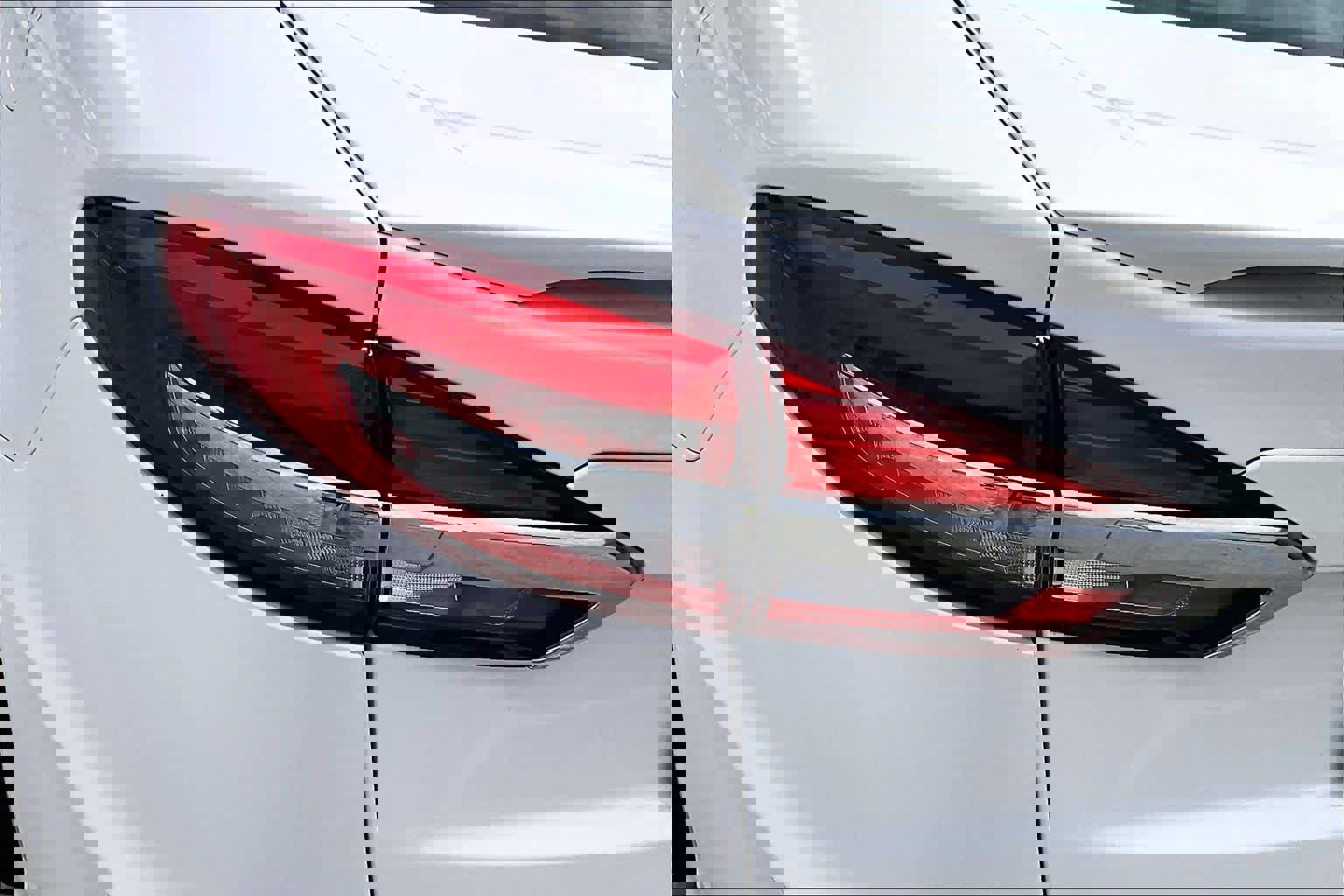 Used 2019 Ford Fusion Titanium FWD image 26