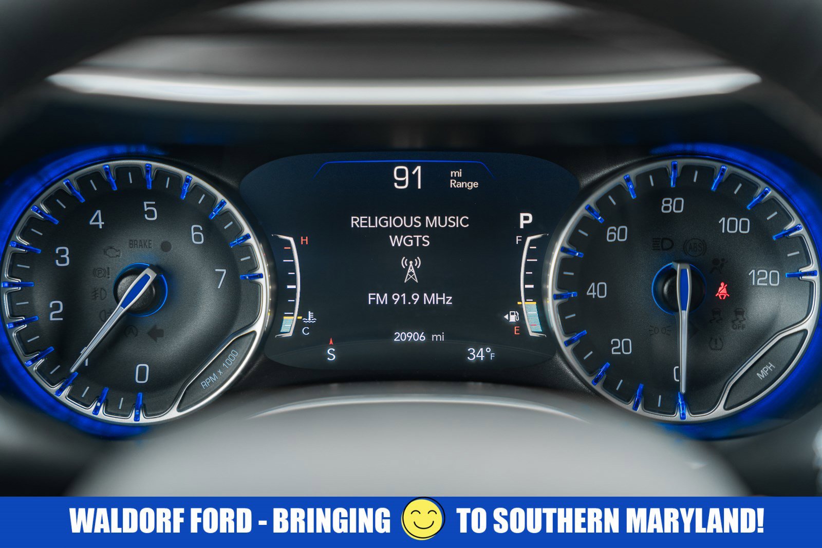 Used 2024 Chrysler Pacifica Touring-L image 46