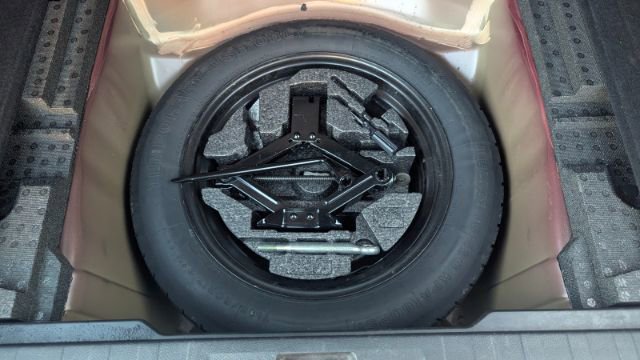 Used 2011 Subaru Outback 2.5i Premium w/ All-Weather Pkg image 15