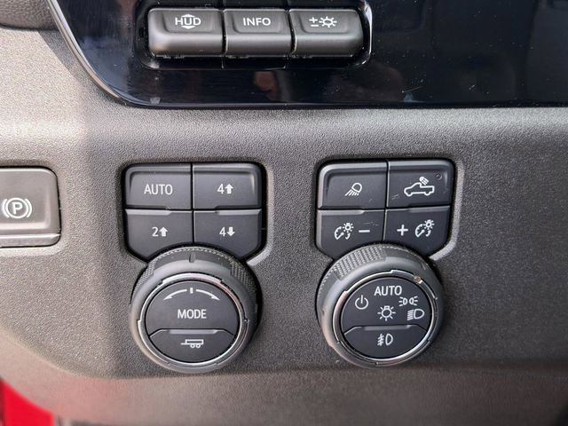 Used 2024 Chevrolet Silverado 2500 High Country w/ High Country Premium Package image 31