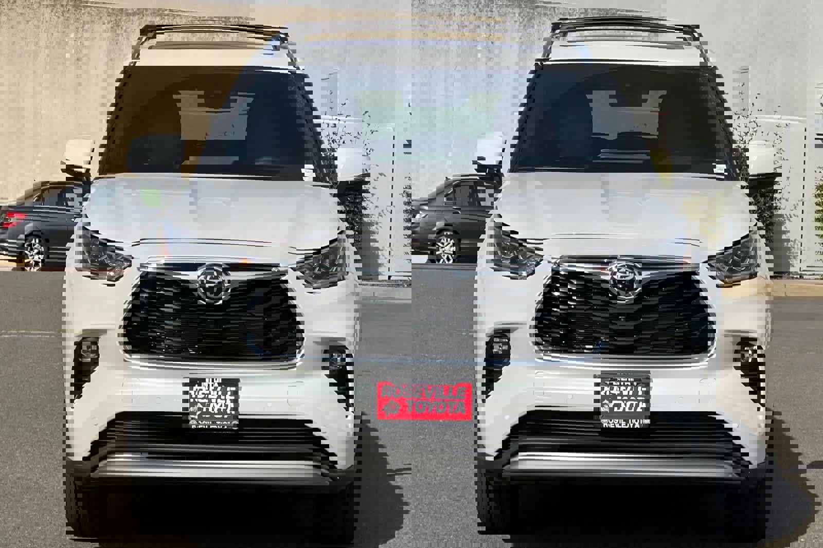 New 2026 Toyota Highlander Platinum image 10