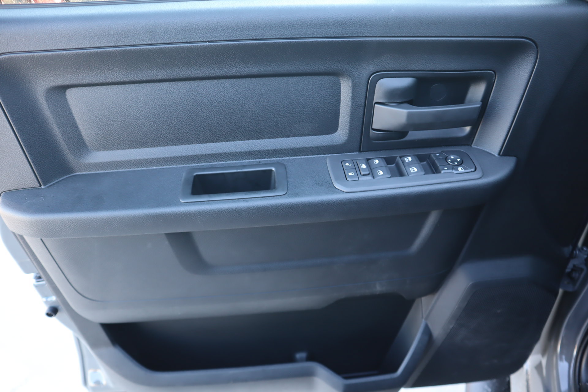 New 2027 RAM 3500 Tradesman AWD/4WD image 15