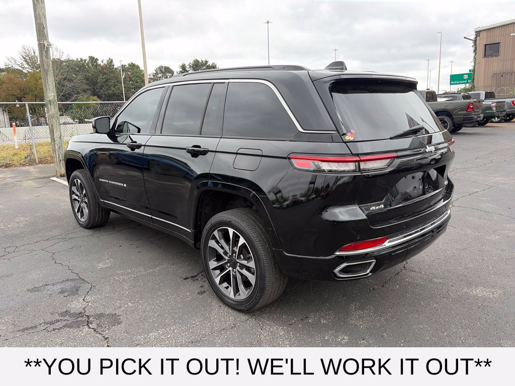 Used 2024 Jeep Grand Cherokee Overland AWD/4WD image 4