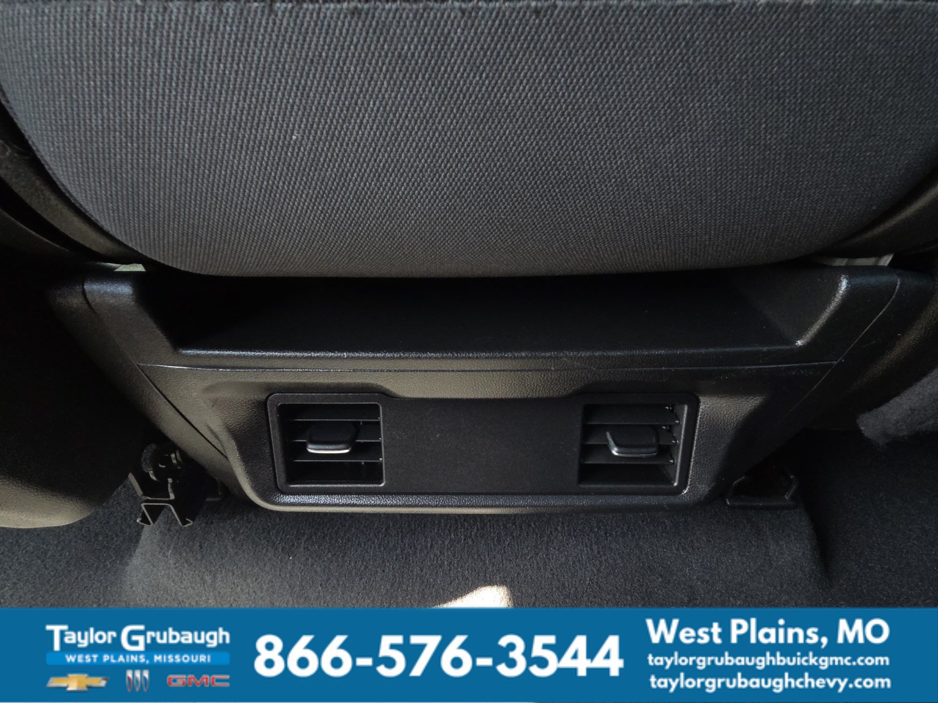 Used 2024 Chevrolet Silverado 3500 LT AWD/4WD image 31