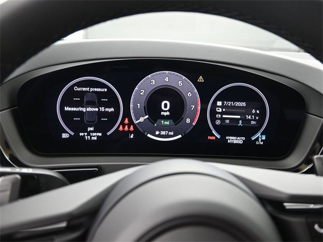 New 2025 Porsche Cayenne E-Hybrid image 11