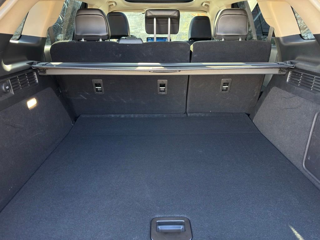 Used 2022 Lincoln Nautilus Reserve image 10