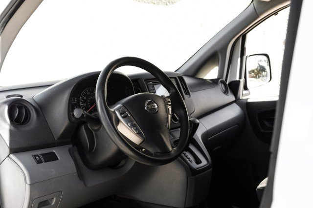 Used 2019 Nissan NV200 S w/ Cruise Control Package image 2