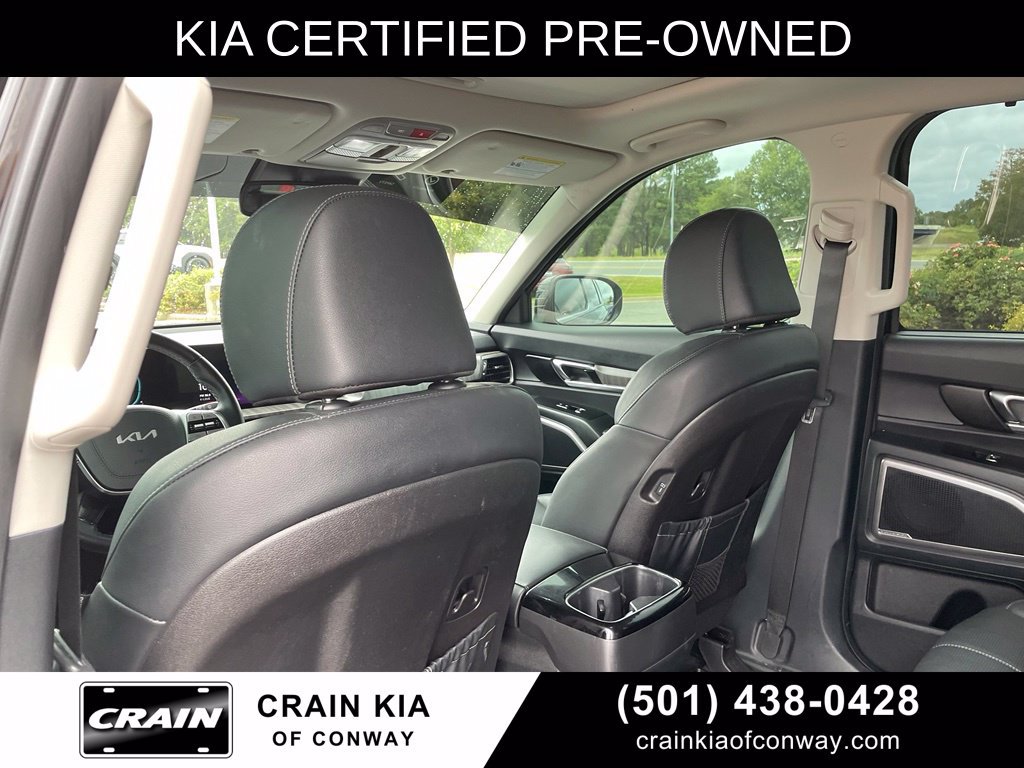 Certified 2025 Kia Telluride EX w/ EX Captain's Chair Package AWD/4WD image 28