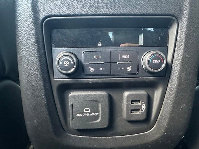 Used 2018 Buick Enclave Premium w/ LPO, Hit The Road Package AWD/4WD image 32