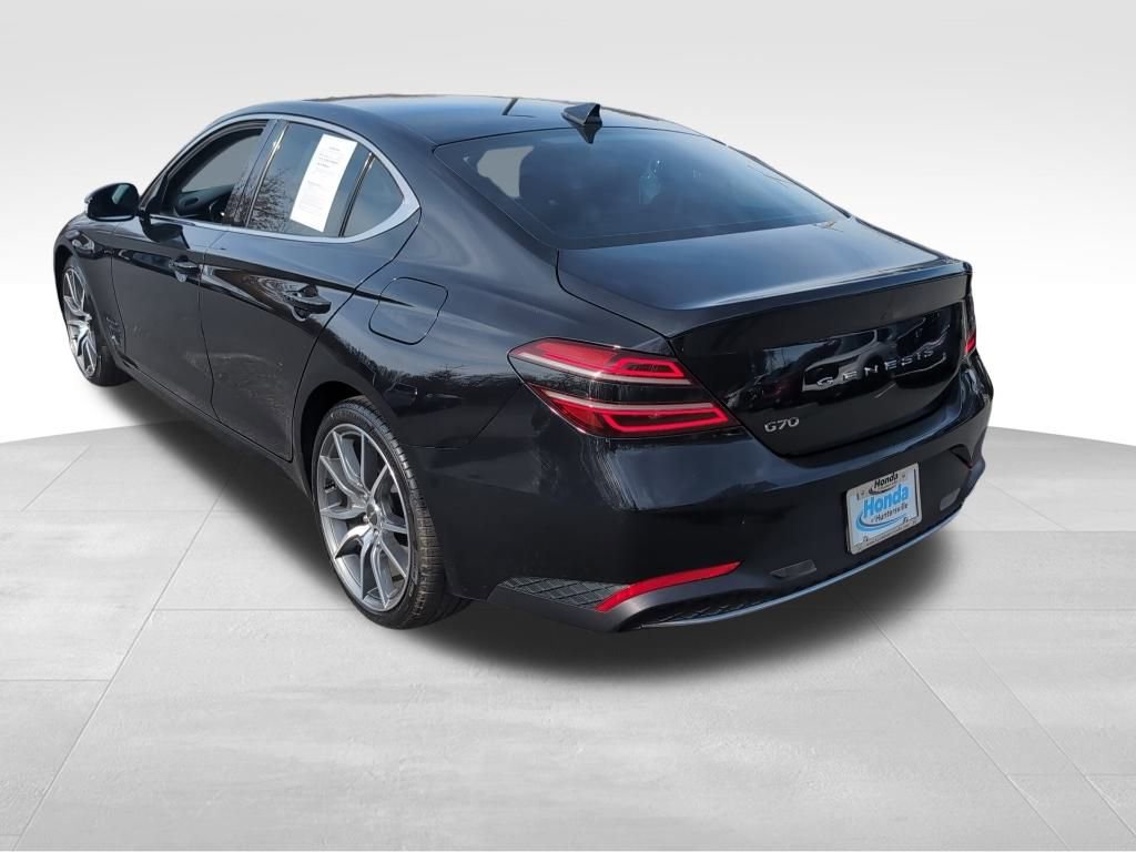 Used 2023 Genesis G70 2.0T image 5
