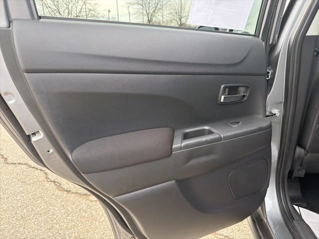 Used 2024 Mitsubishi Outlander Sport ES AWD/4WD image 14