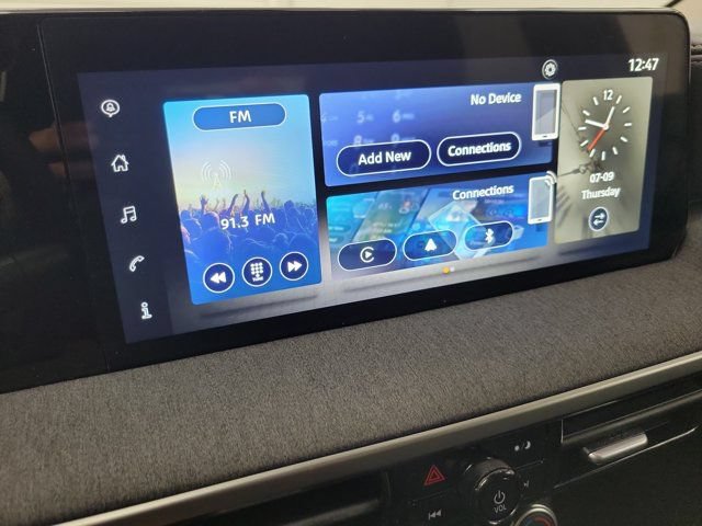 Used 2025 Nissan Kicks SV FWD image 26
