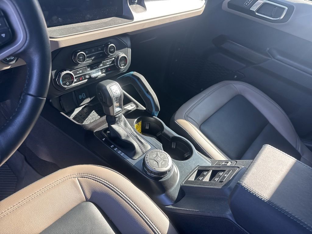 Used 2024 Ford Bronco Wildtrak image 11