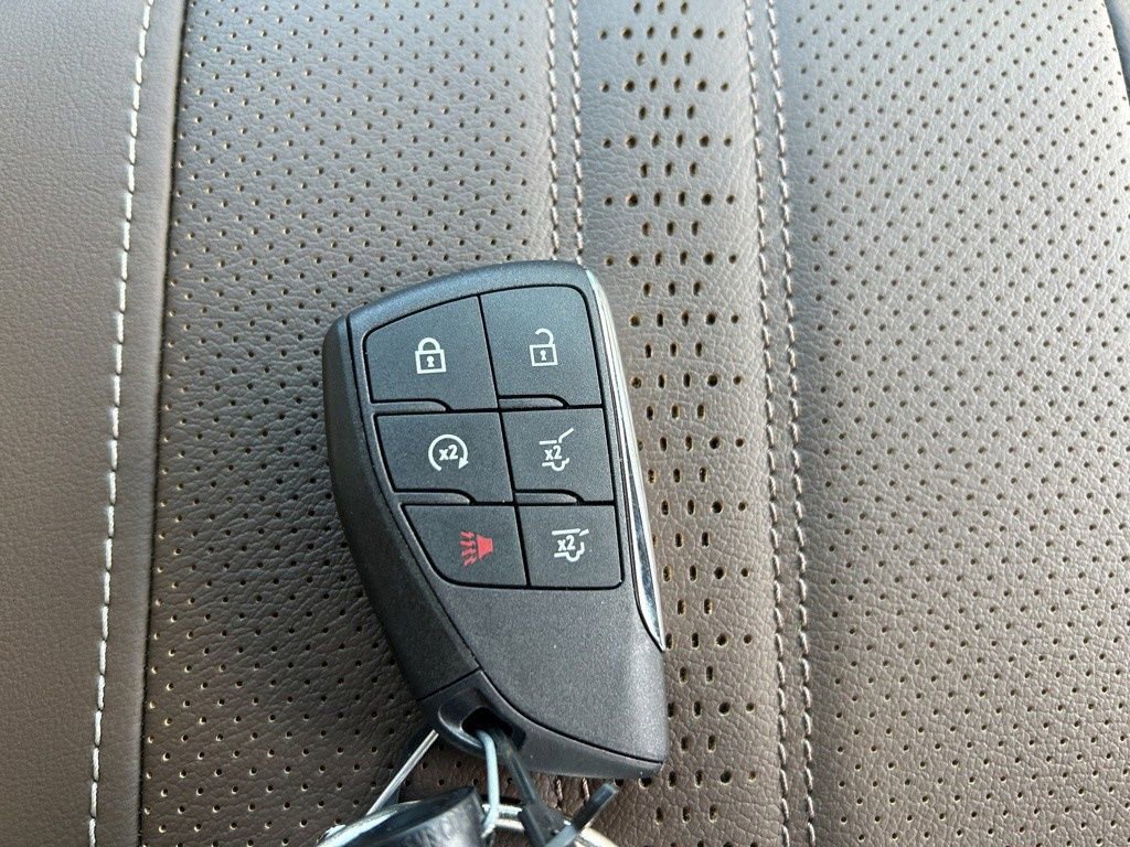 New 2026 Chevrolet Tahoe High Country w/ LPO, Illumination Package image 34