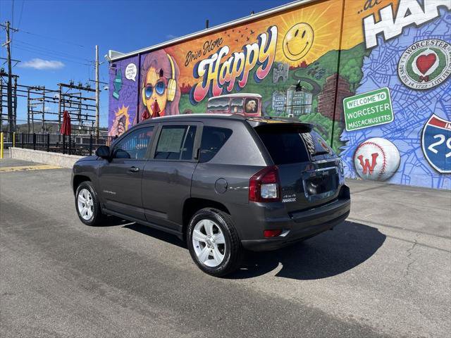 Certified 2016 Jeep Compass Latitude AWD/4WD image 3