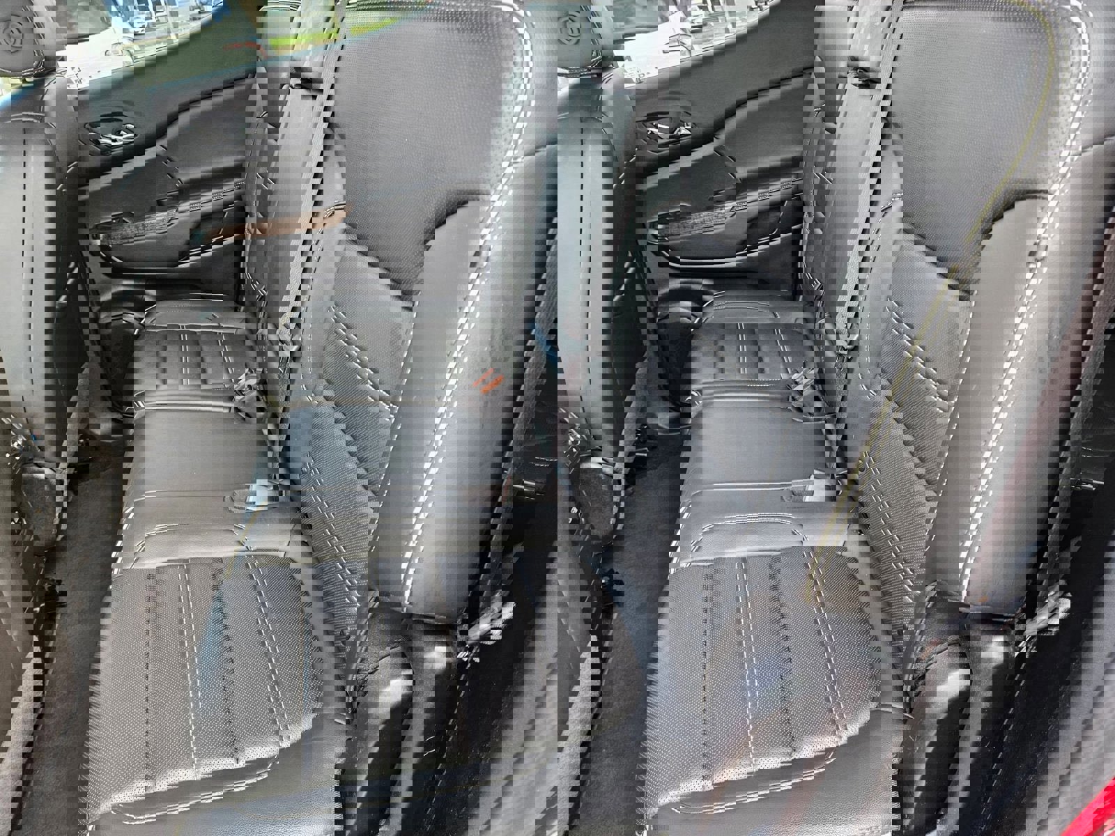 Used 2023 GMC Acadia Denali image 27