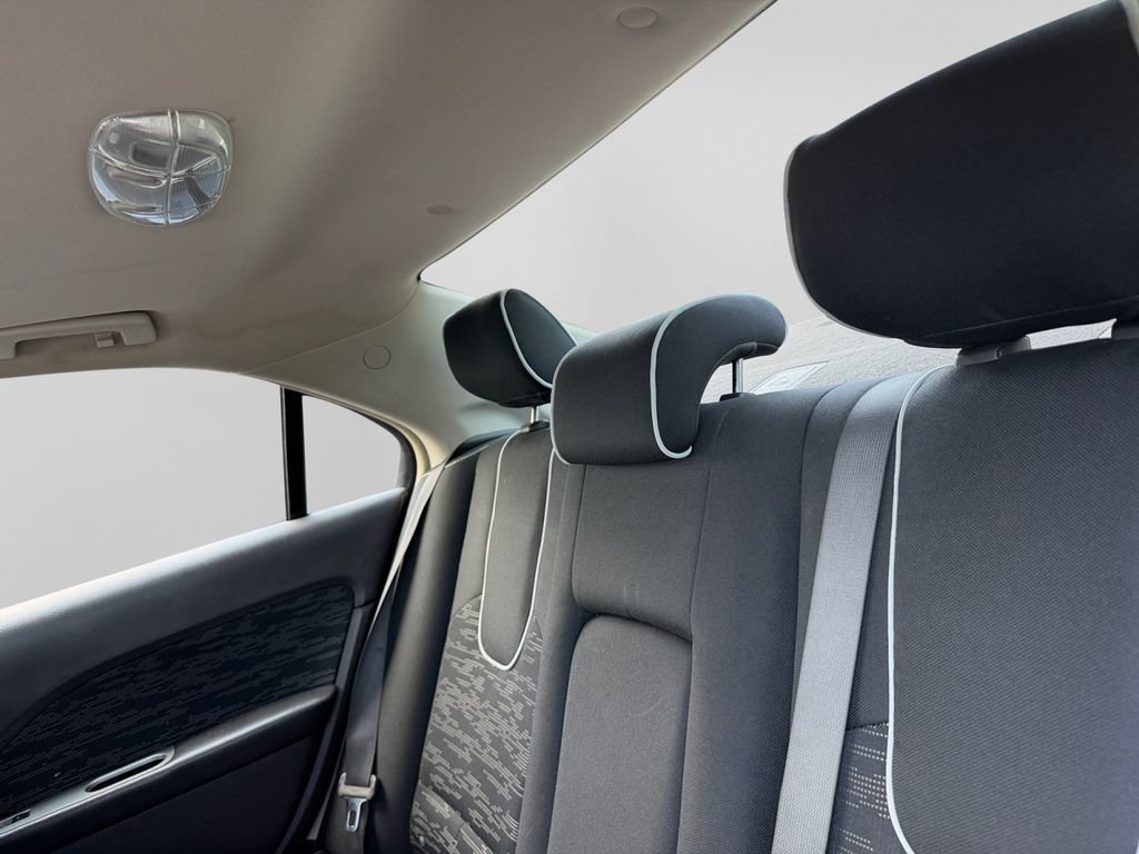Used 2011 Ford Fusion SE w/ Sport Appearance Pkg FWD image 31