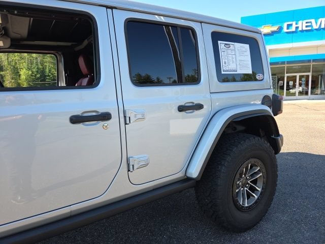 Used 2024 Jeep Wrangler Unlimited Rubicon 392 AWD/4WD image 39