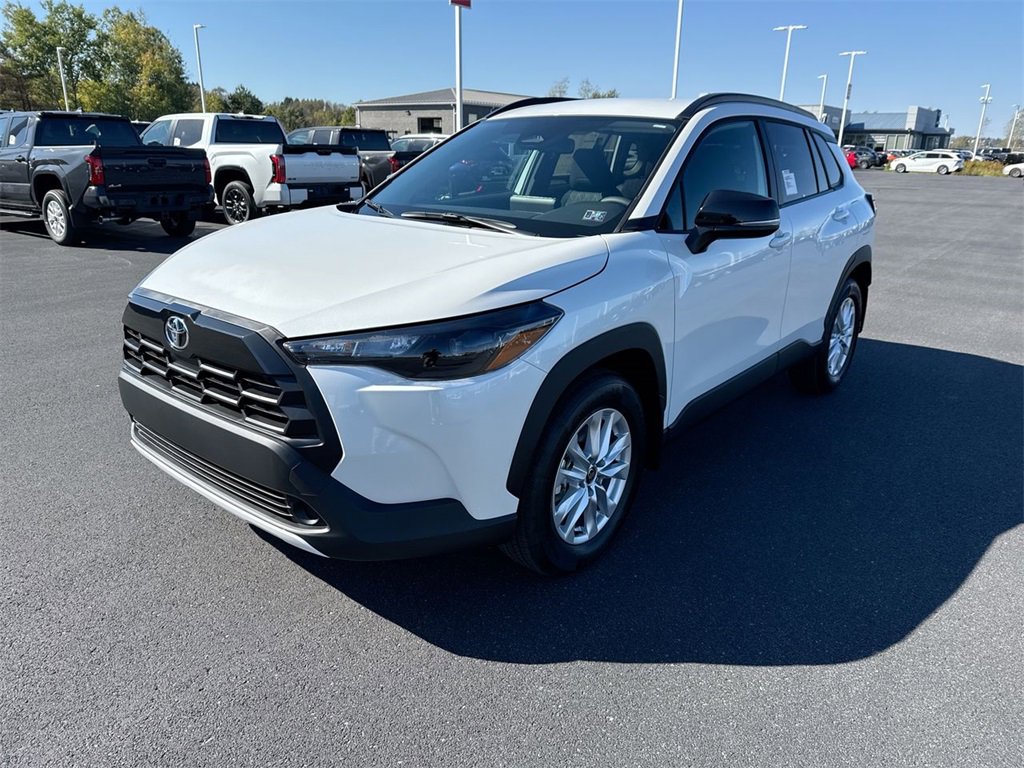 New 2026 Toyota Corolla Cross LE image 4