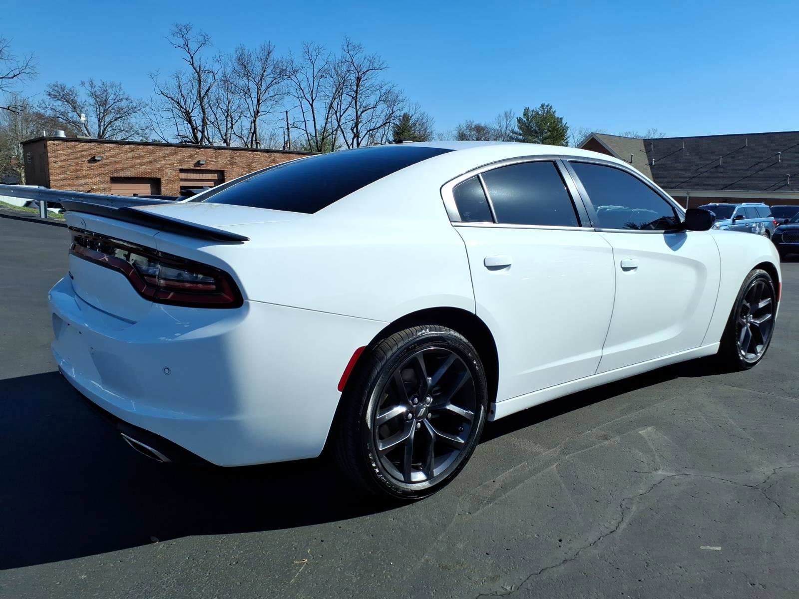 Used 2022 Dodge Charger SXT w/ Blacktop Package image 7