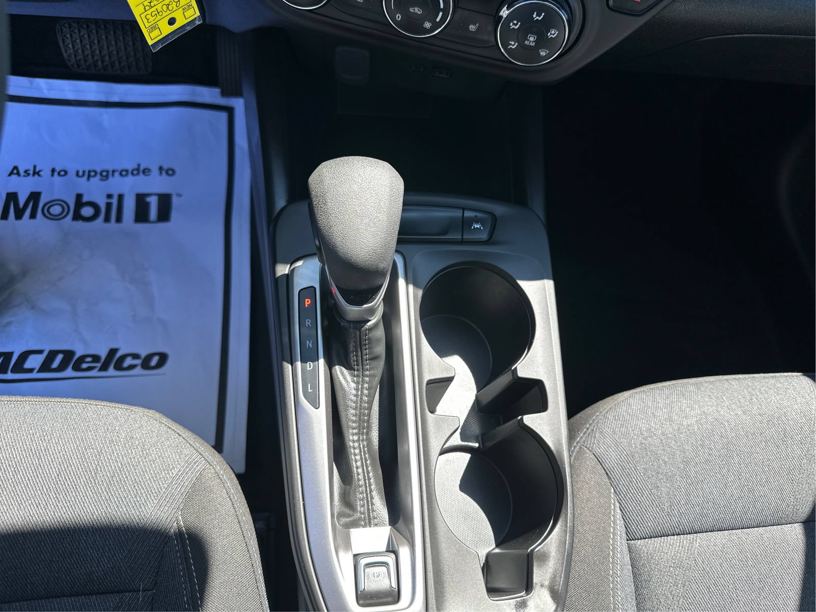 Used 2024 Chevrolet Trax LS w/ LS Convenience Package FWD image 16