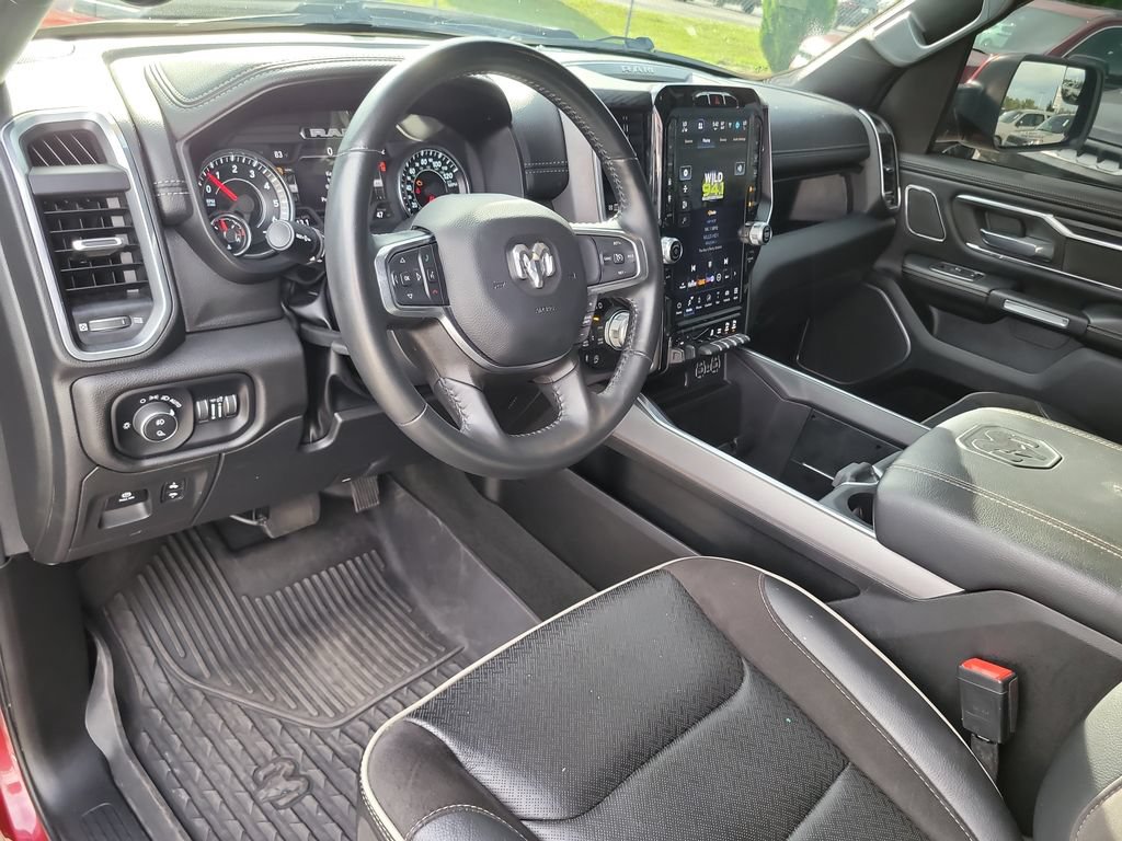 Used 2023 RAM 1500 Laramie AWD/4WD image 18