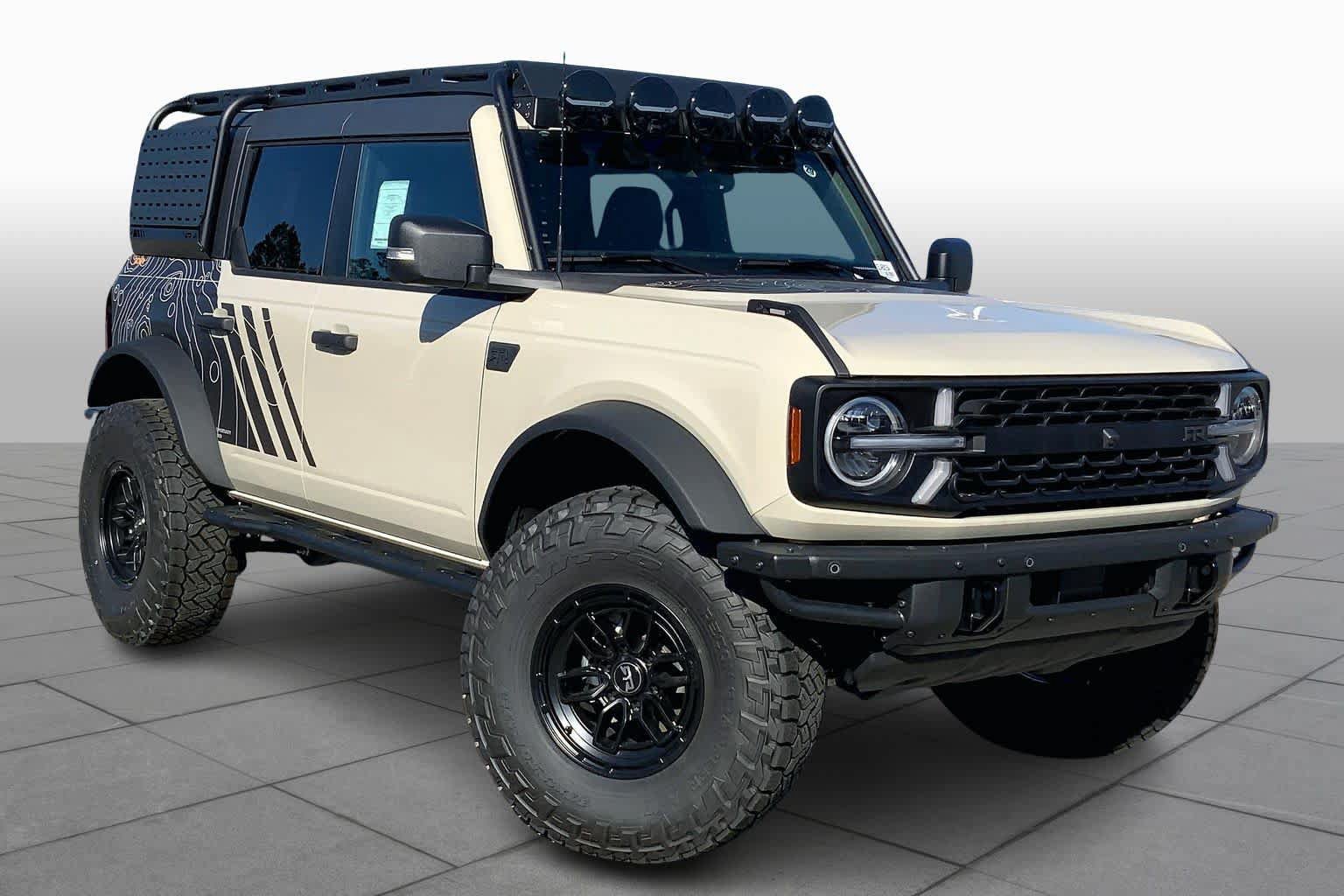 New 2025 Ford Bronco Badlands AWD/4WD image 2
