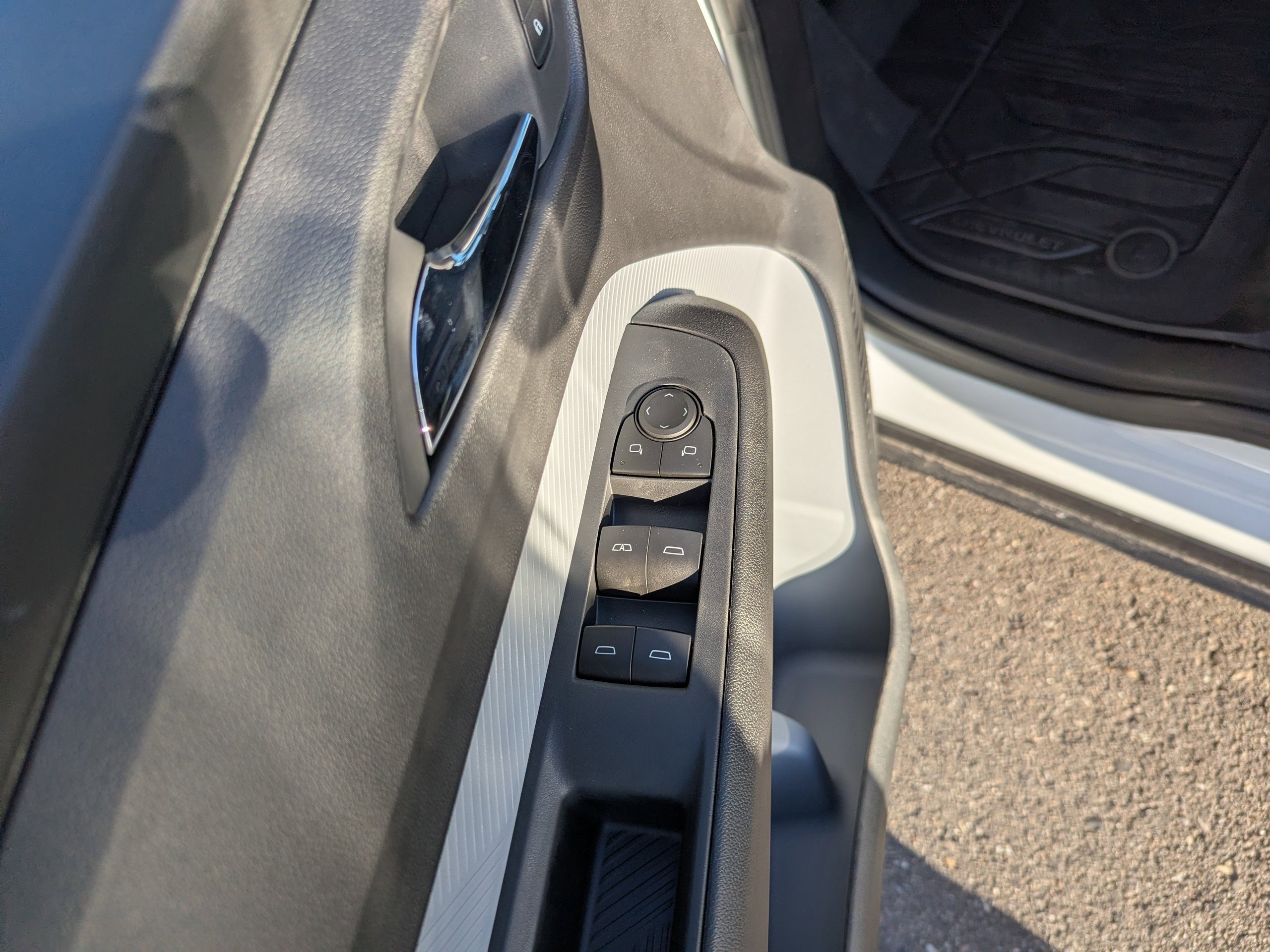 New 2027 Chevrolet Bolt RS FWD image 9