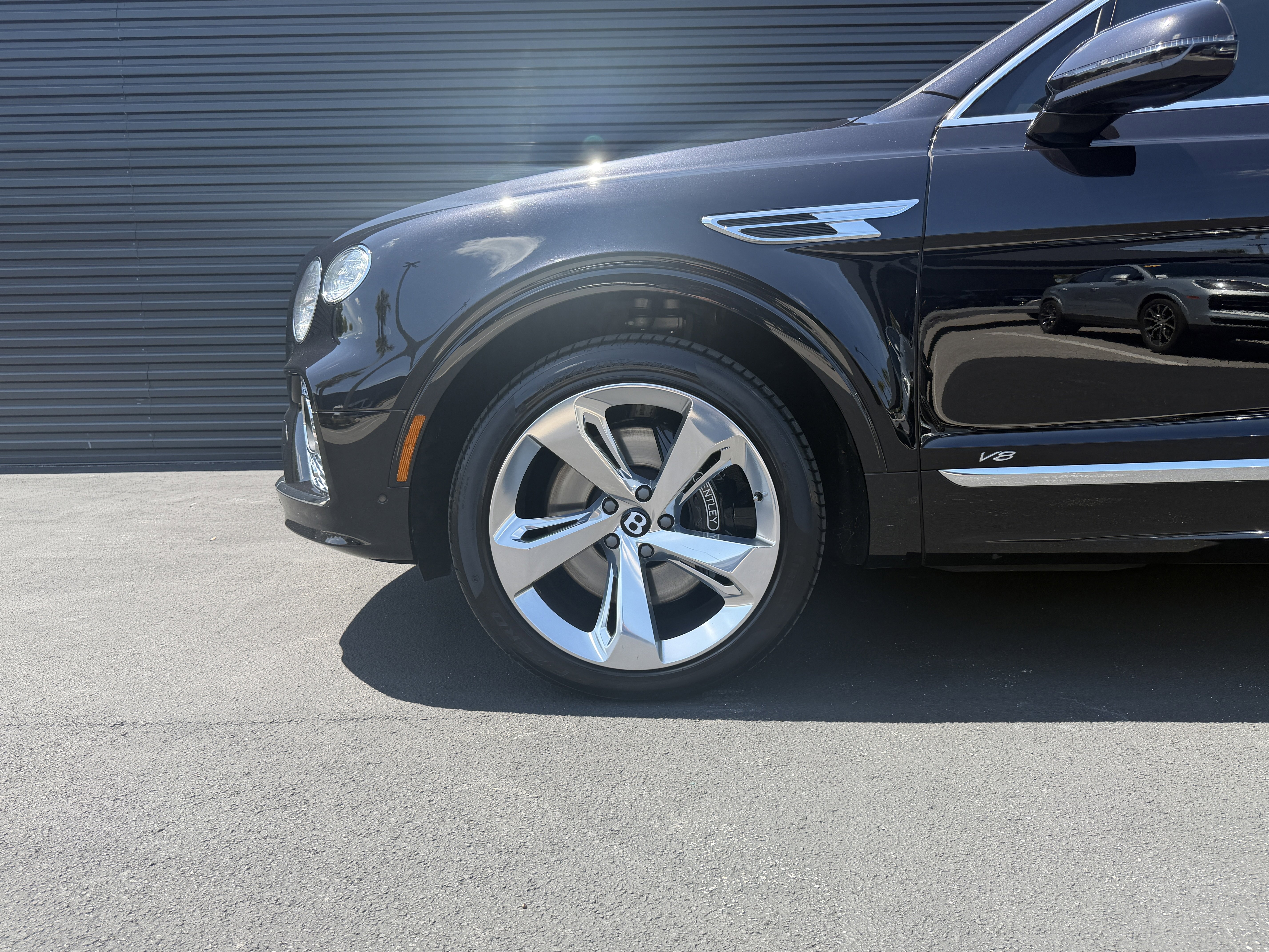 Used 2022 Bentley Bentayga image 12