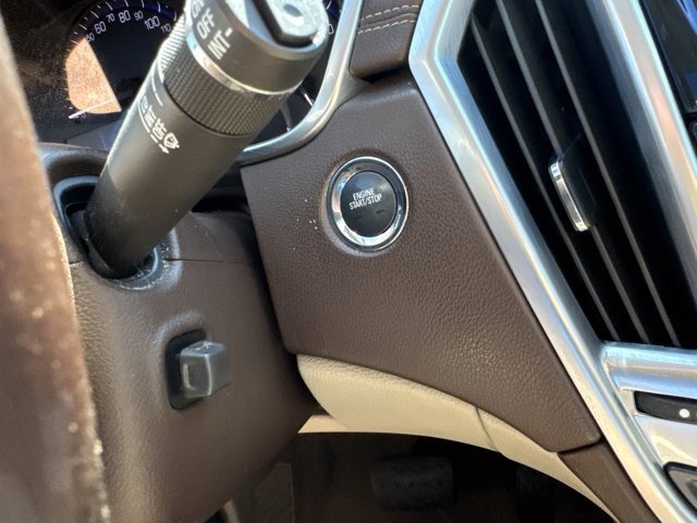 Used 2014 Cadillac SRX Luxury w/ Driver Awareness Package FWD image 17