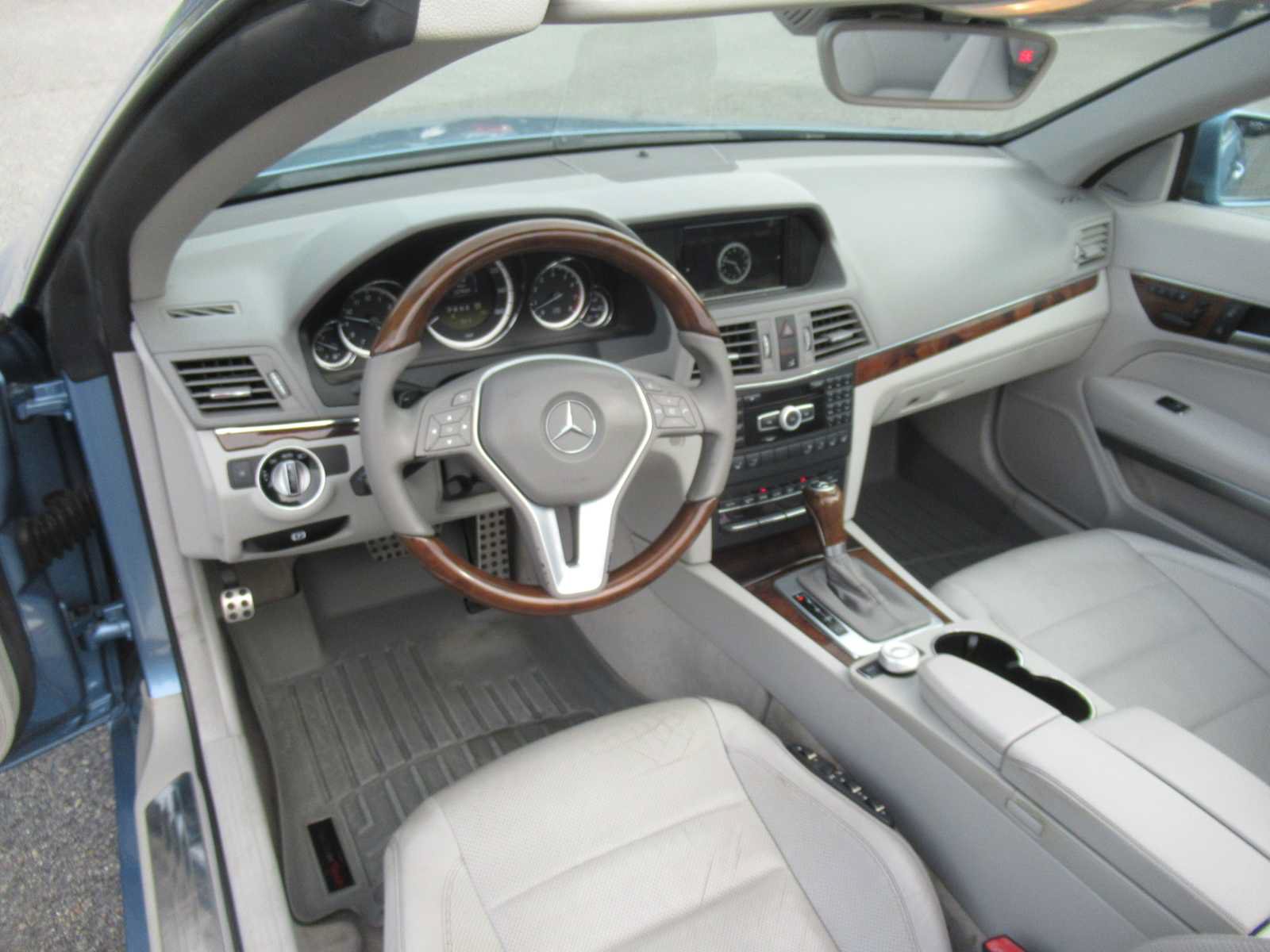 Used 2012 Mercedes-Benz E 350 Cabriolet image 19