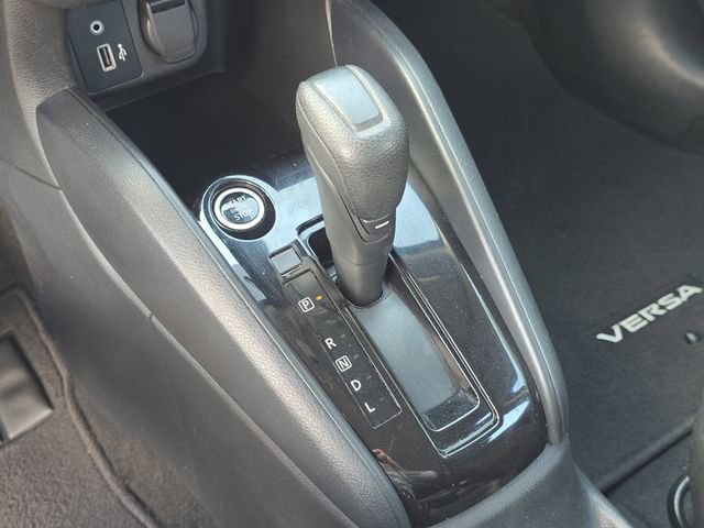 Used 2021 Nissan Versa S FWD image 26