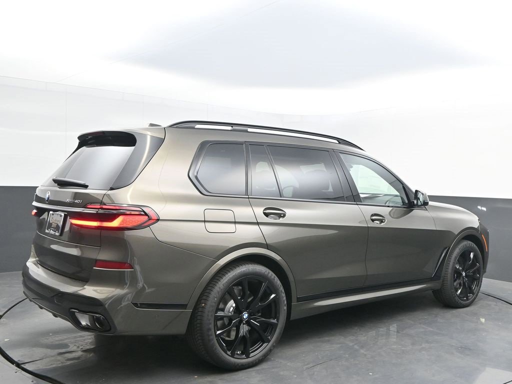 New 2026 BMW X7 xDrive40i w/ M Sport Package image 7