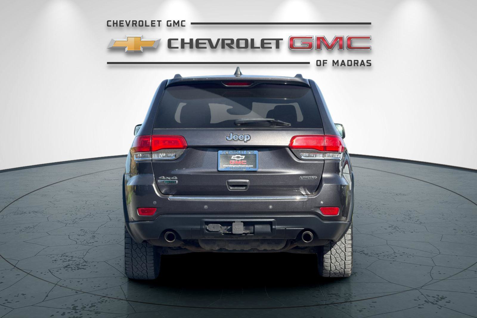 Used 2018 Jeep Grand Cherokee Limited w/ Luxury Group II AWD/4WD image 4