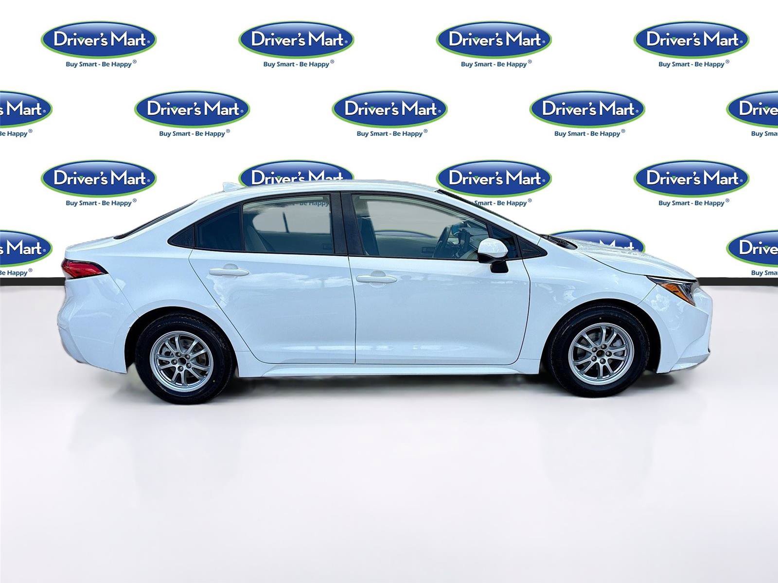 Used 2022 Toyota Corolla LE FWD image 8