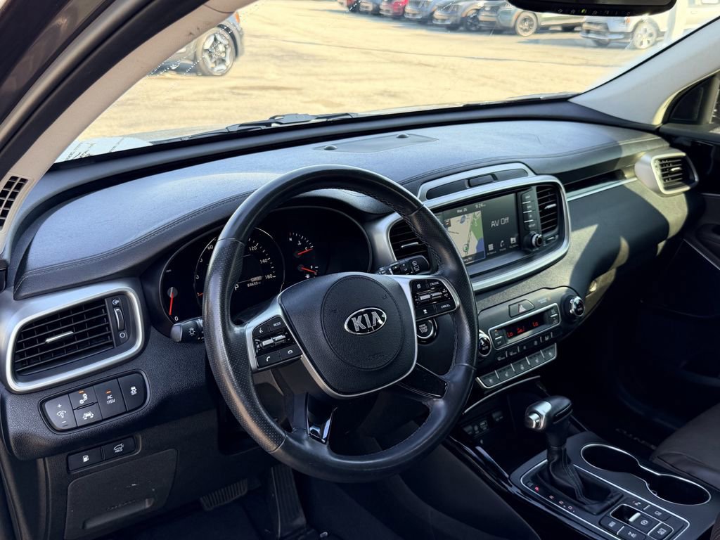Used 2019 Kia Sorento SX w/ SX Touring Package image 18