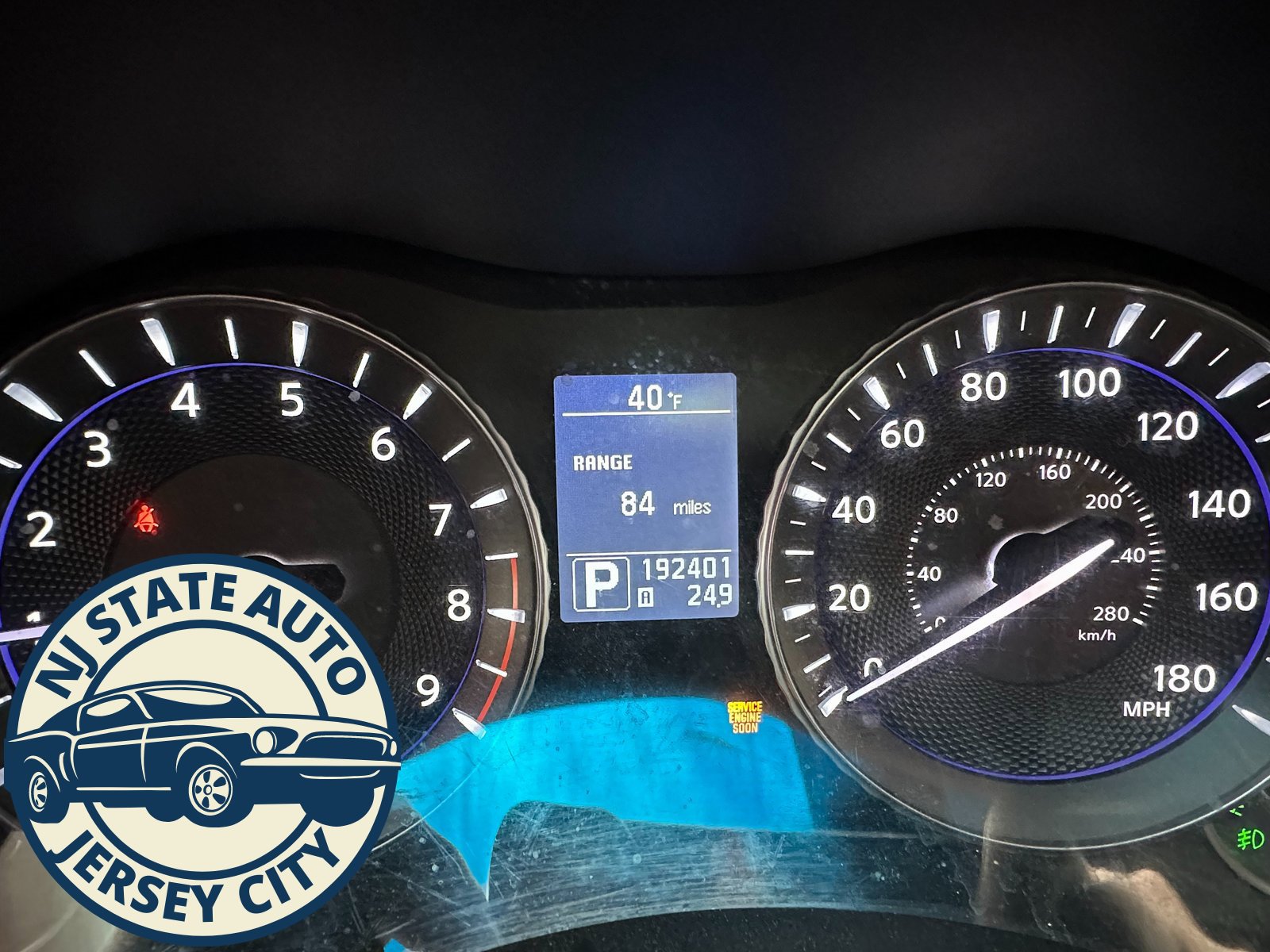 Used 2011 INFINITI M37 x w/ Premium Pkg image 4