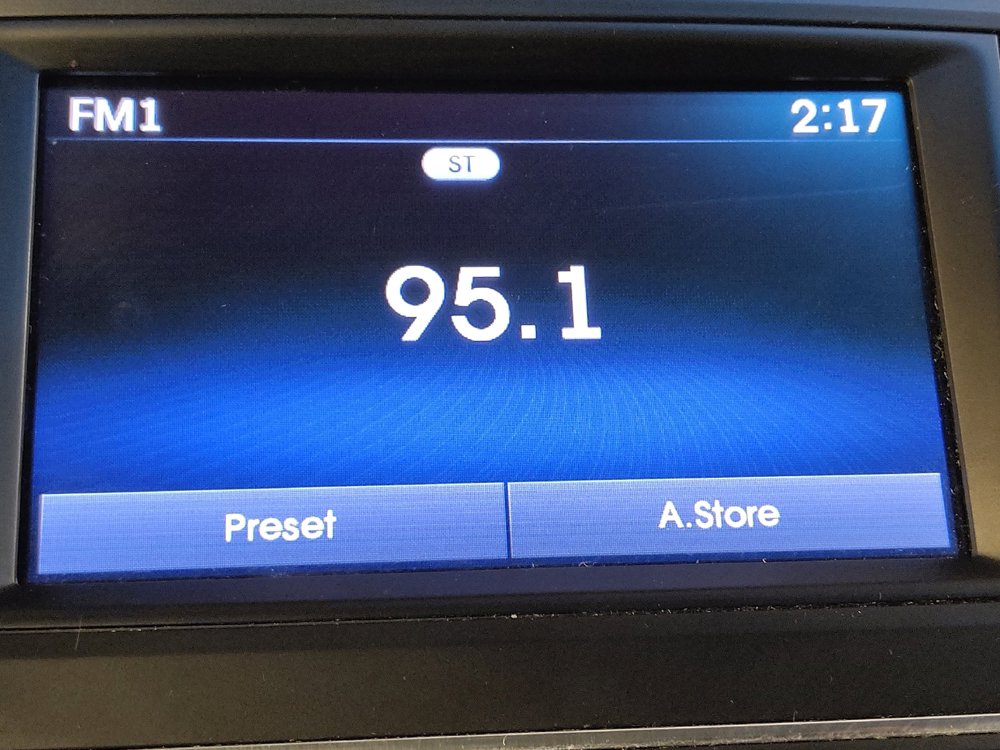 Used 2017 Hyundai Santa Fe Sport image 25