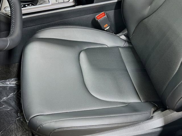 New 2026 Kia Sportage EX FWD image 19