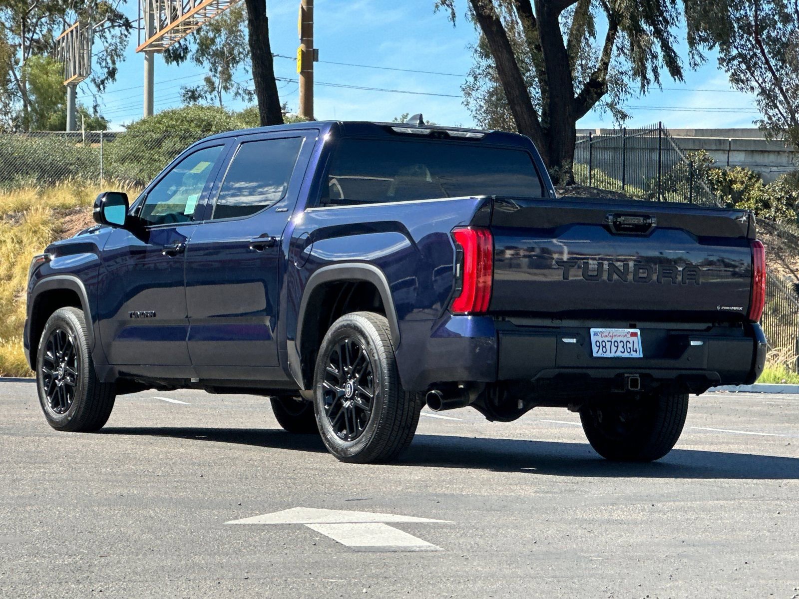 Used 2025 Toyota Tundra Limited RWD image 3