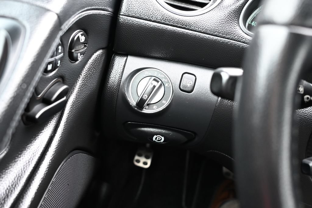 Used 2003 Mercedes-Benz SL 500 image 21
