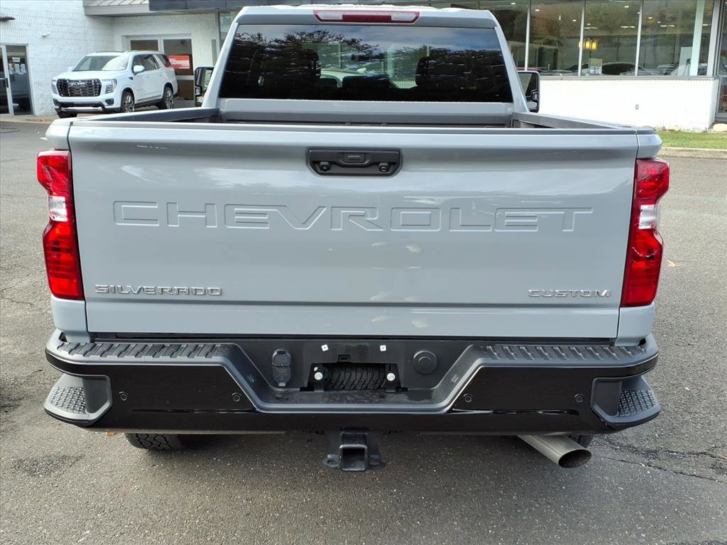 Certified 2025 Chevrolet Silverado 2500 Custom w/ Custom Value Package image 4