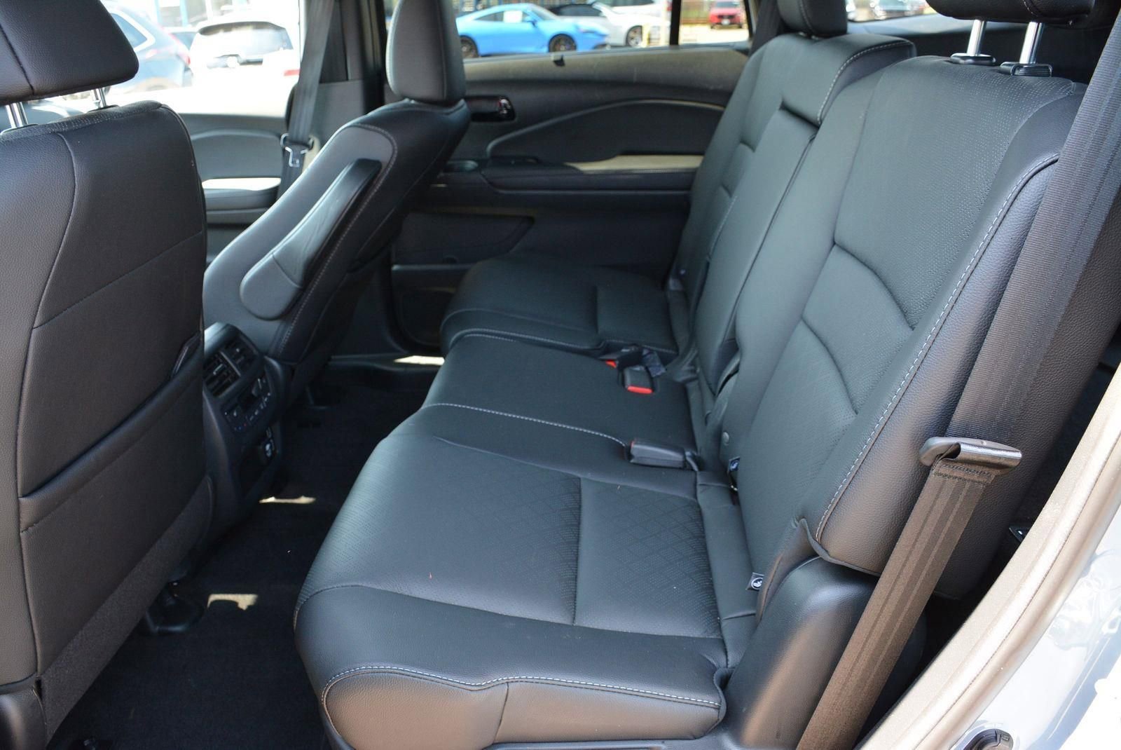 Used 2023 Honda Passport Elite image 13