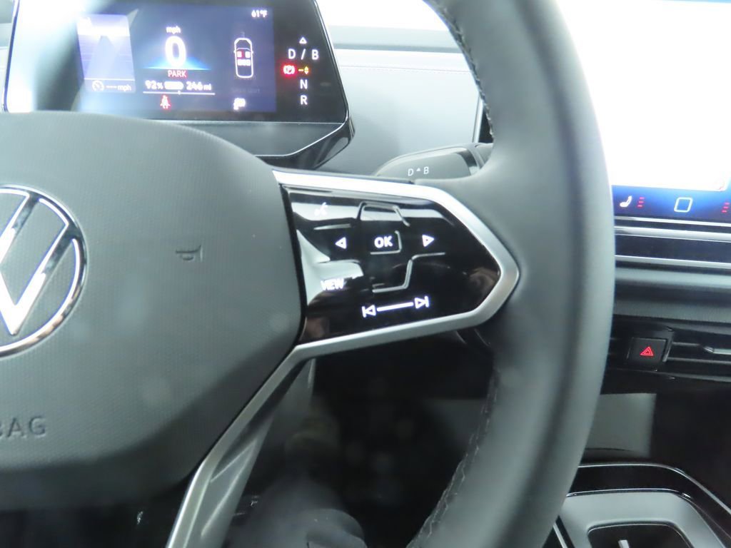 New 2026 Volkswagen ID.4 Pro image 12