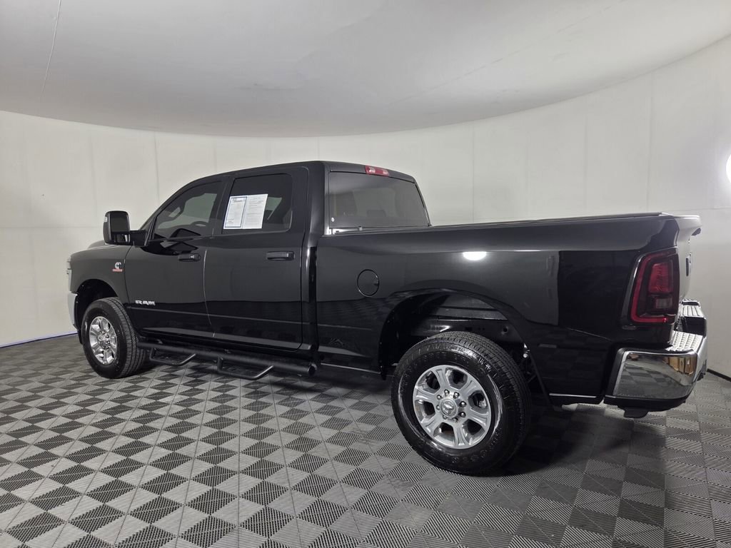 Used 2025 RAM 2500 Big Horn AWD/4WD image 7