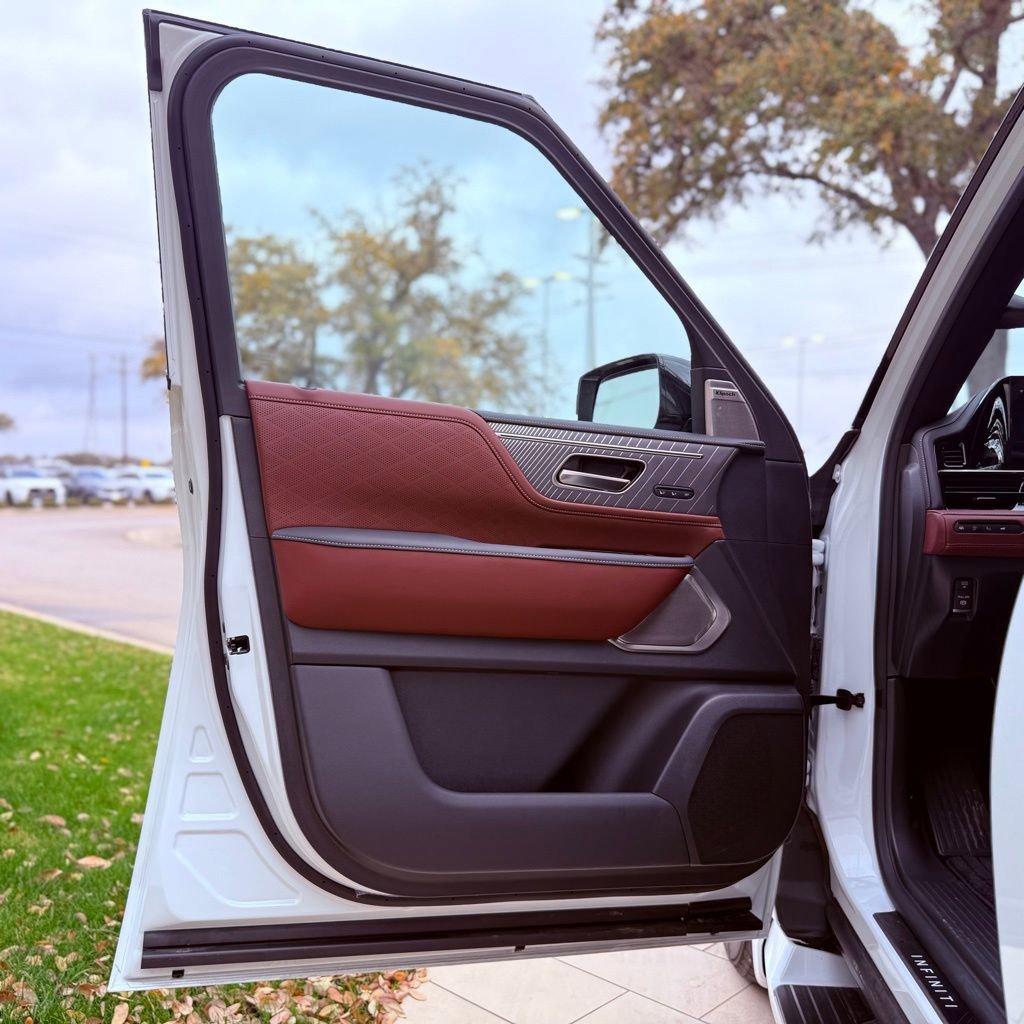 Certified 2026 INFINITI QX80 Autograph w/ Premium Cargo Package image 23