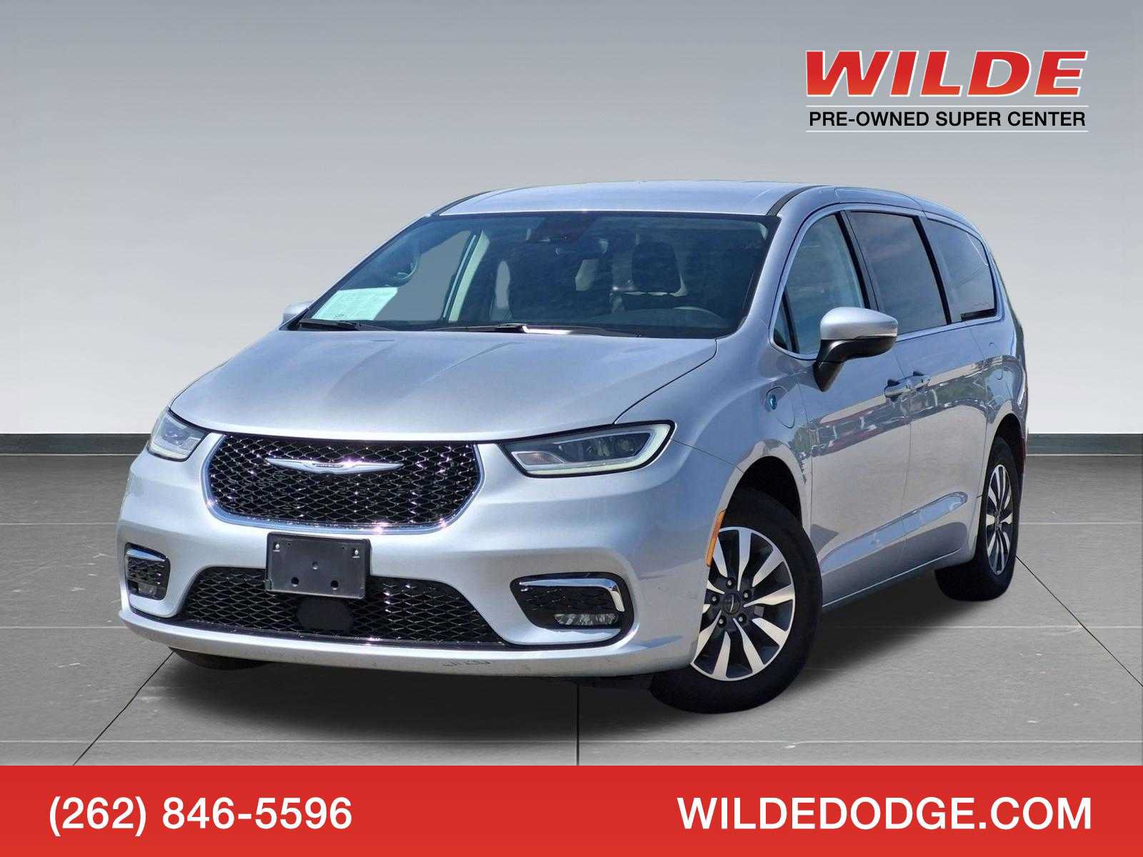 Used 2023 Chrysler Pacifica Touring-L