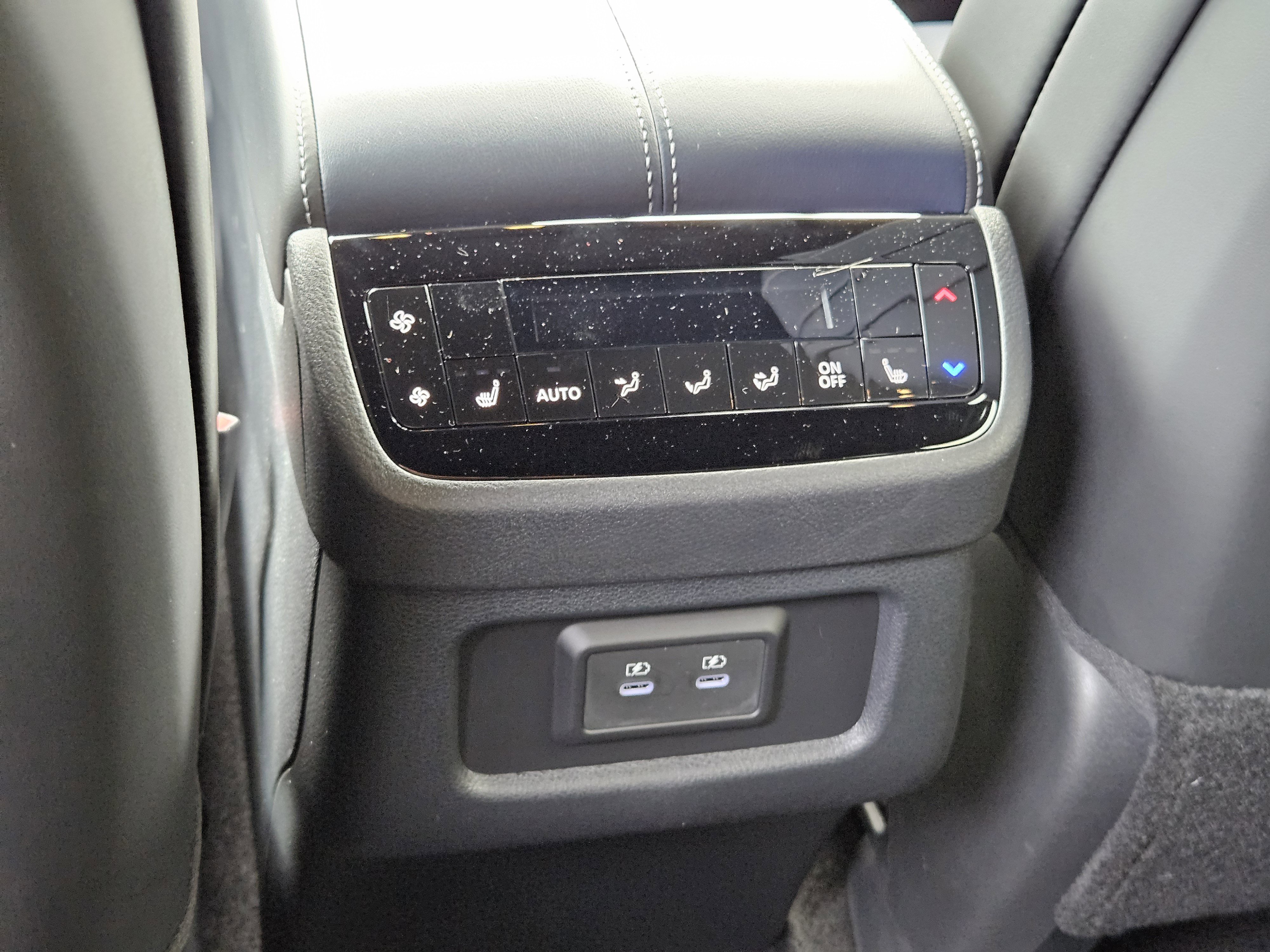 New 2026 INFINITI QX60 Luxe w/ Dark Cargo Package image 19